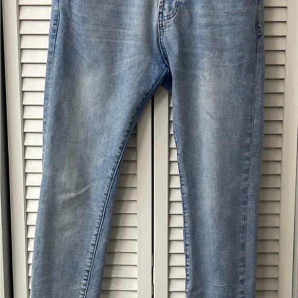 EUC PacSun Blue Jeans (Slim Taper 30x32) - Picture 3 of 8